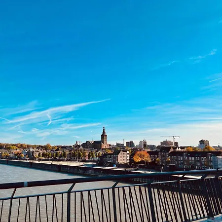 Prázdninový dům Supergezellig Met Hele Grote Tuin Bij Nijmegen *