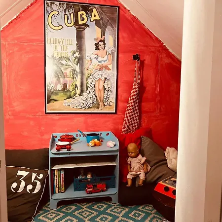 Supergezellig Met Hele Grote Tuin Bij Nijmegen Holiday home *