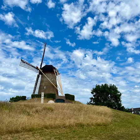 Supergezellig Met Hele Grote Tuin Bij Nijmegen * Ewijk