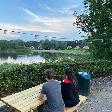 Supergezellig Met Hele Grote Tuin Bij Nijmegen Casa de Férias Ewijk