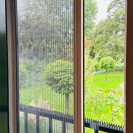 Casa de Férias Supergezellig Met Hele Grote Tuin Bij Nijmegen