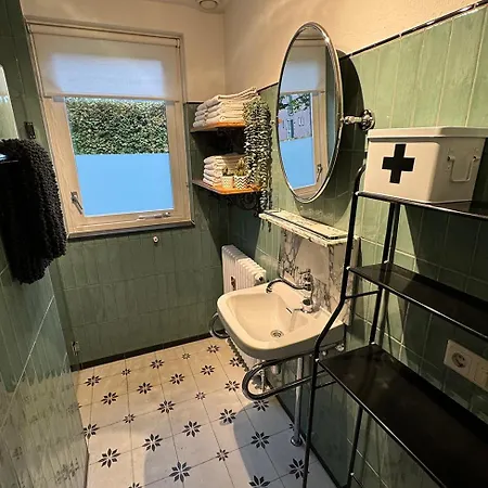 Supergezellig Met Hele Grote Tuin Bij Nijmegen Holiday home *