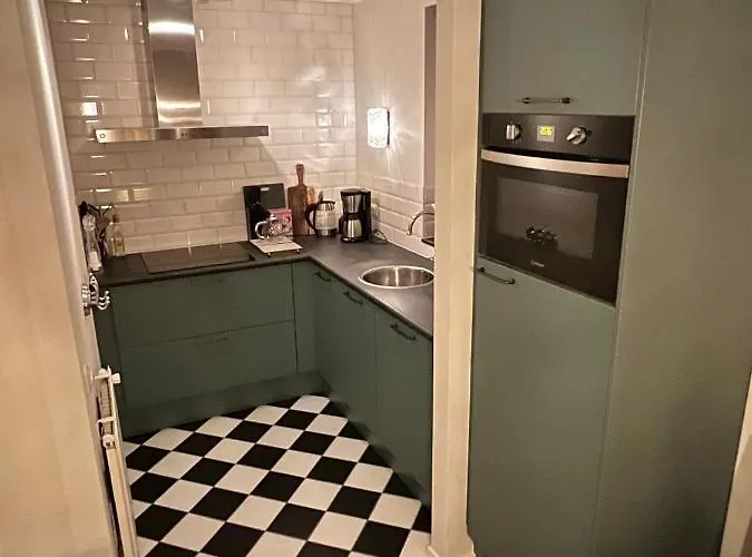 Supergezellig Met Hele Grote Tuin Bij Nijmegen Ewijk