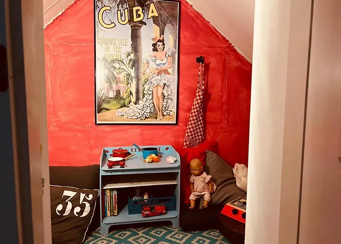 Supergezellig Met Hele Grote Tuin Bij Nijmegen Сasa de vacaciones *